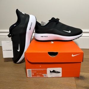 Women’s size 9 Golf shoes/Men’s Size 7.5 Golf shoes - Nike